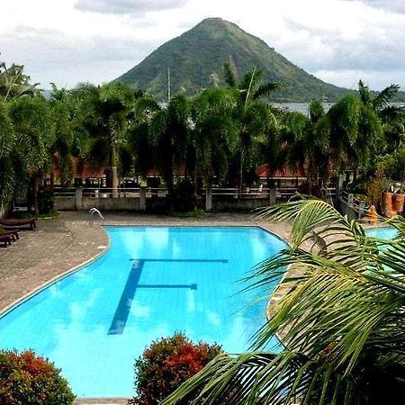 Calinisan Beach Resort Batangas Exteriör bild